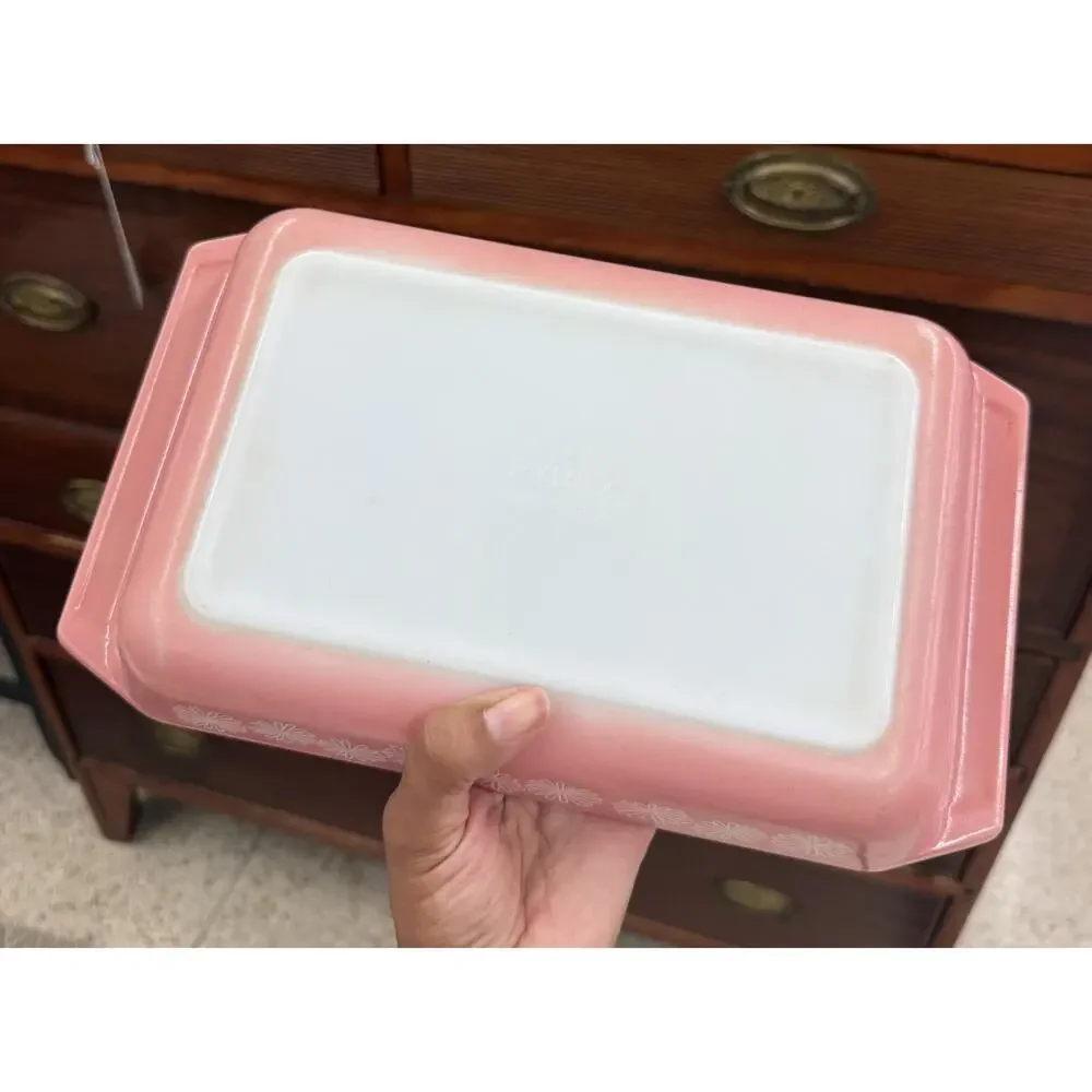 Vintage PYREX 1 1/4 Qt PINK DAISY Space Saver Casserole Dish # 548-B *NO LID*